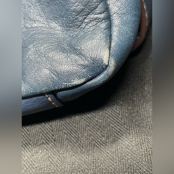 St. John’s Bay Vintage Blue Leather Handbag - Picture 4 of 15